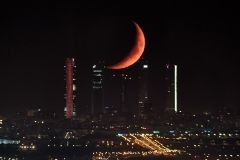Luna cenicienta Torres Madrid CTBA