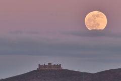 Luna llena Castillo Almonacid Toledo fullmoon
