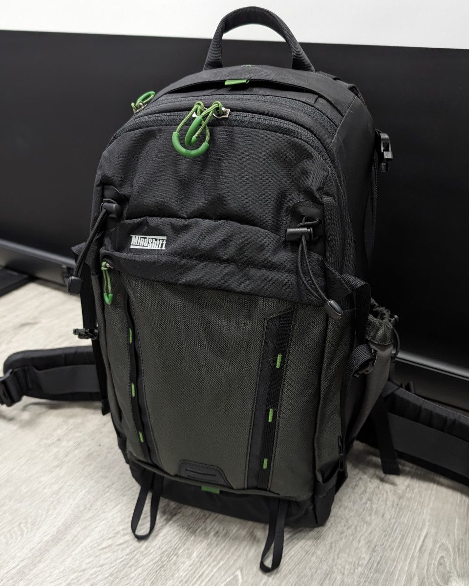 frontal thinktank18L